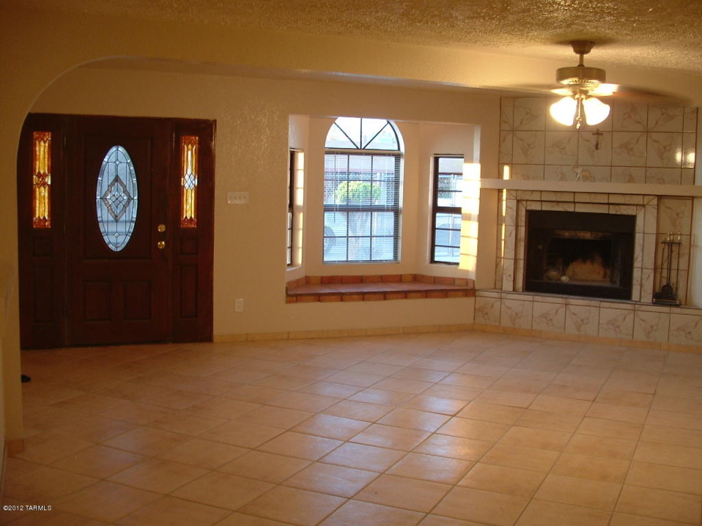 3166 E 24th St, Tucson, AZ 85713 photo 2