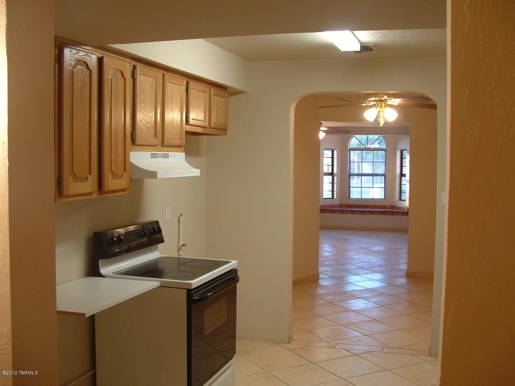 3166 E 24th St, Tucson, AZ 85713 photo 5