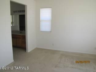 911 E Saguaro Dr, Pearce, AZ 85625 photo 3