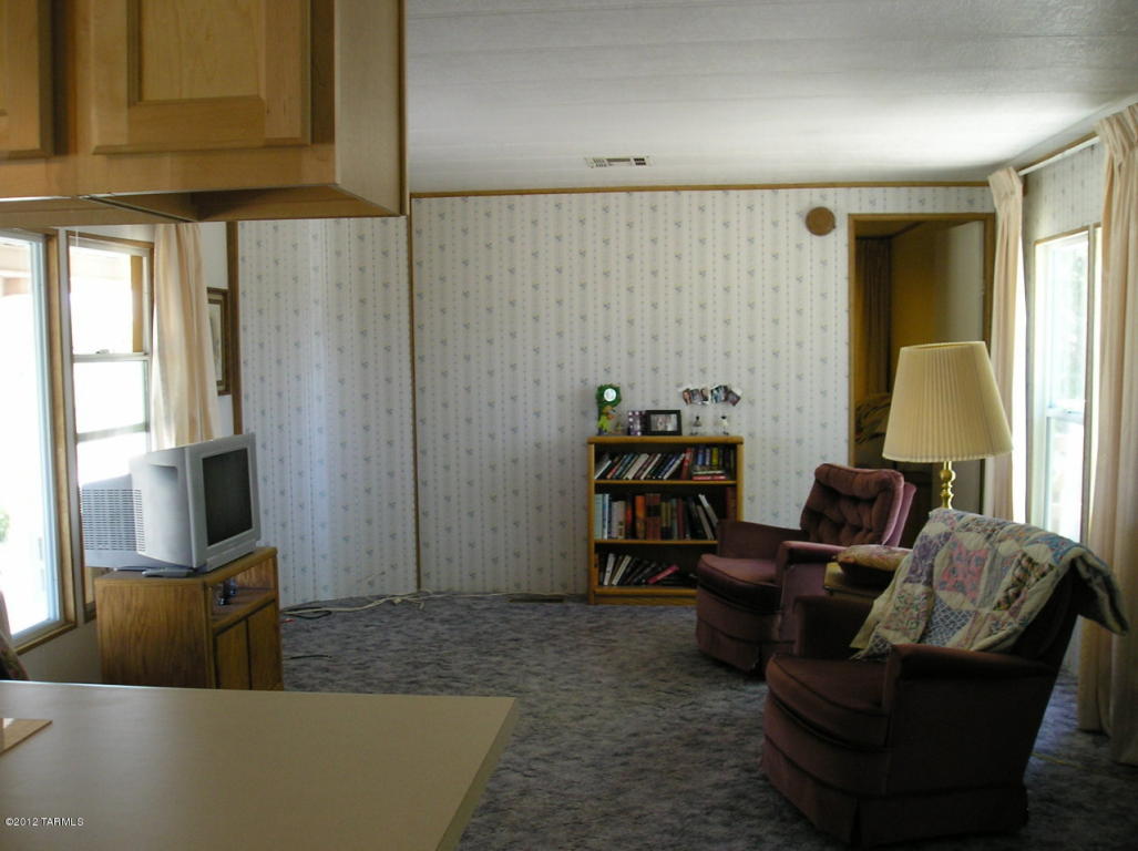 25325 Comanche Trl E, Benson, AZ 85602 photo 4