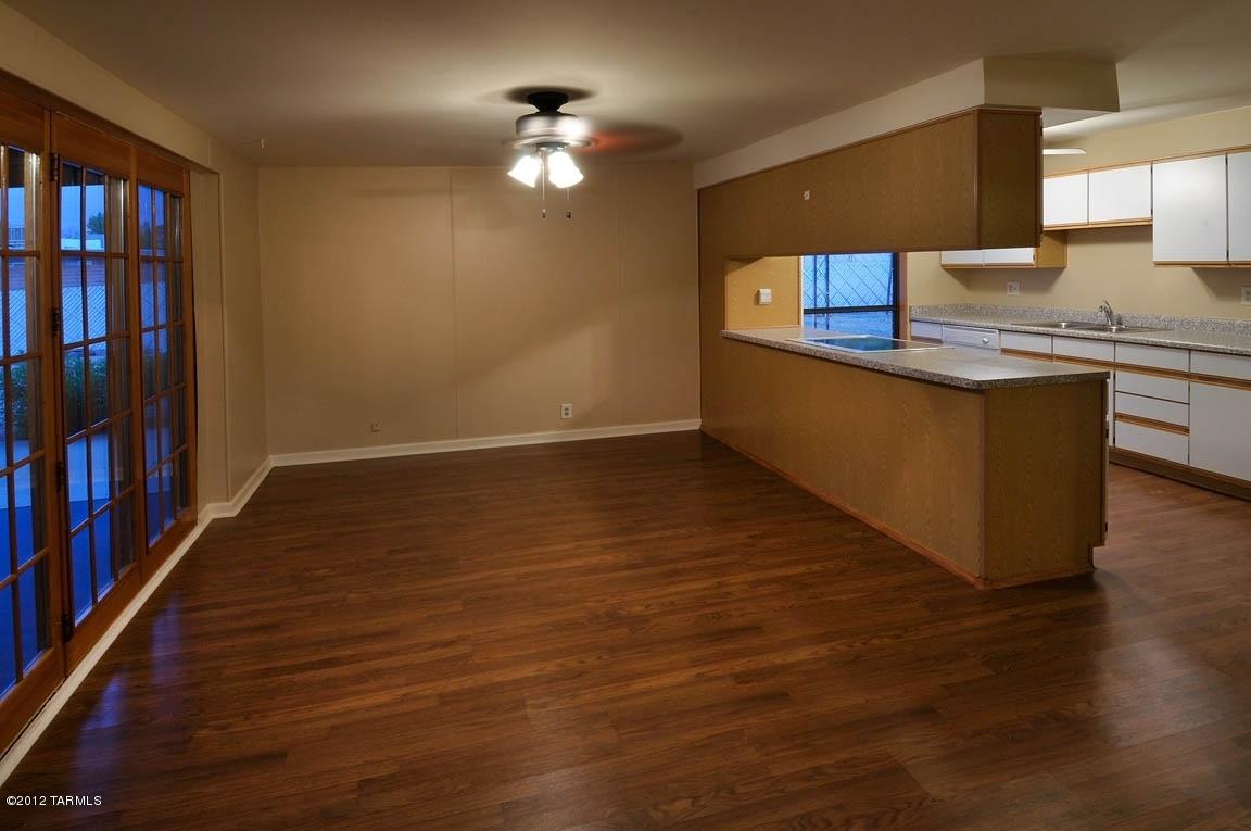 8120 E 4th Pl, Tucson, AZ 85710 photo 9
