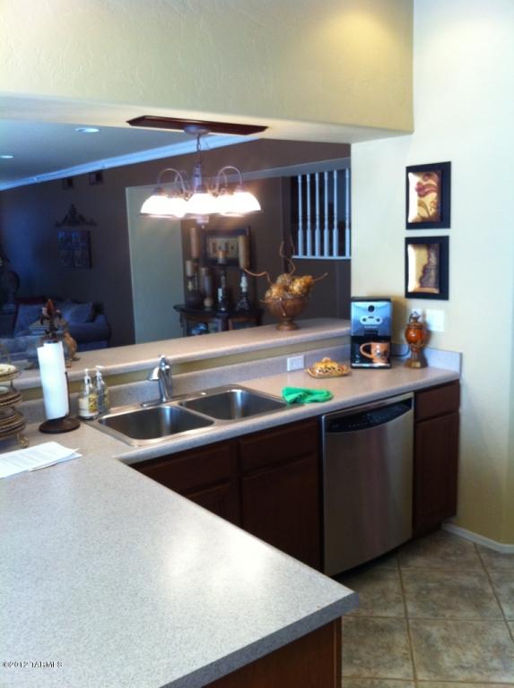 10254 E Buffaloberry Loop, Tucson, AZ 85748 photo 6