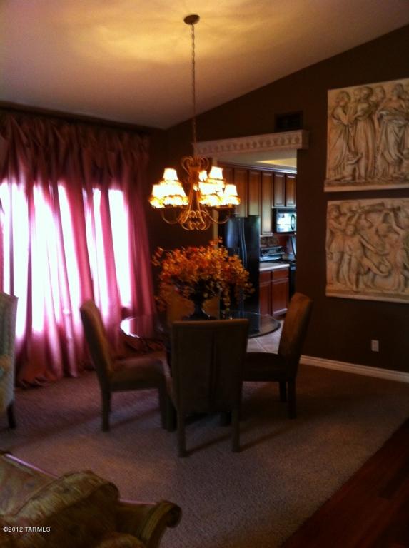 10254 E Buffaloberry Loop, Tucson, AZ 85748 photo 4