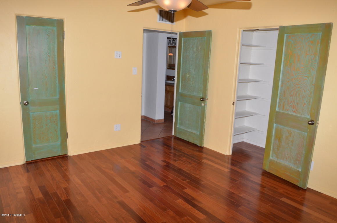 4927 E Julia, Tucson, AZ 85711 photo 9
