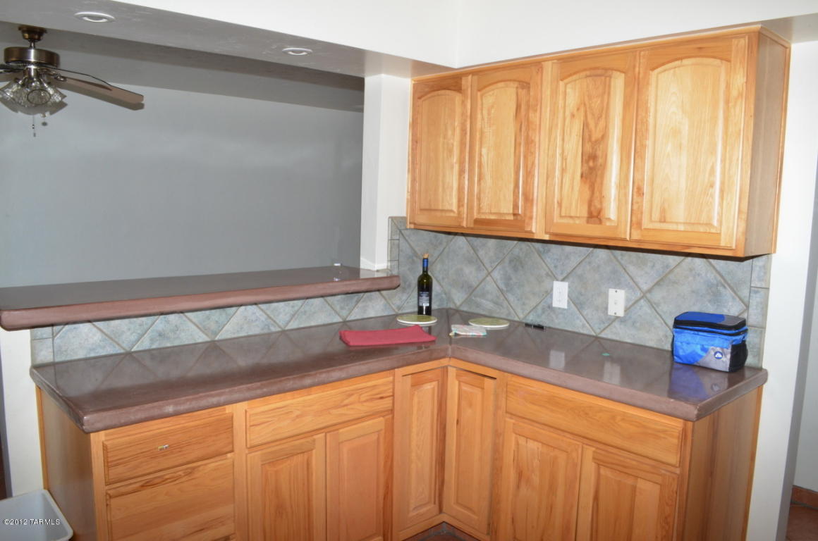 4927 E Julia, Tucson, AZ 85711 photo 3