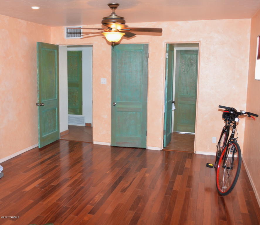 4927 E Julia, Tucson, AZ 85711 photo 6