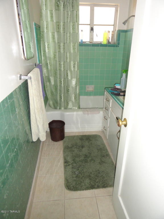 1628 E 10th St N, Tucson, AZ 85719 photo 7