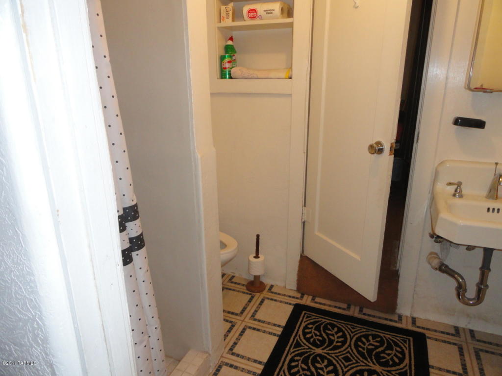 1628 E 10th St N, Tucson, AZ 85719 photo 8