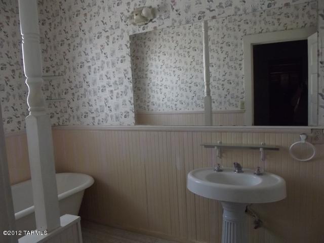 124 N Curtis Ave, Willcox, AZ 85643 photo 12