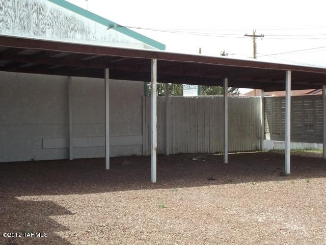 124 N Curtis Ave, Willcox, AZ 85643 photo 4