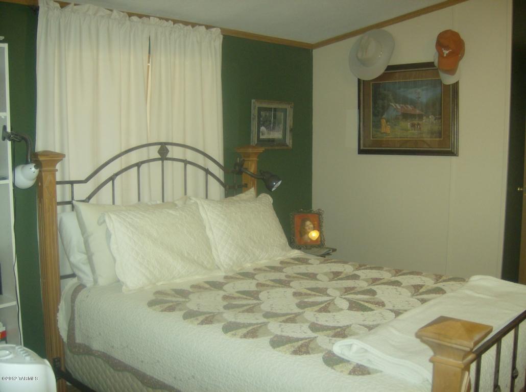 855 S Taylor Rd, Willcox, AZ 85644 photo 4