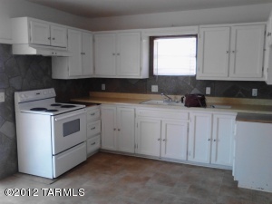 223 S Biddle Ave, Willcox, AZ 85643 photo 2