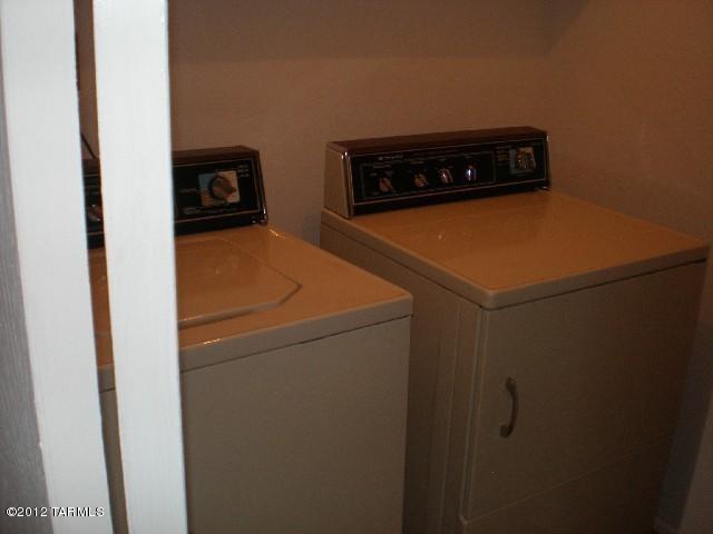 547 E Savannah St, Vail, AZ 85641 photo 8