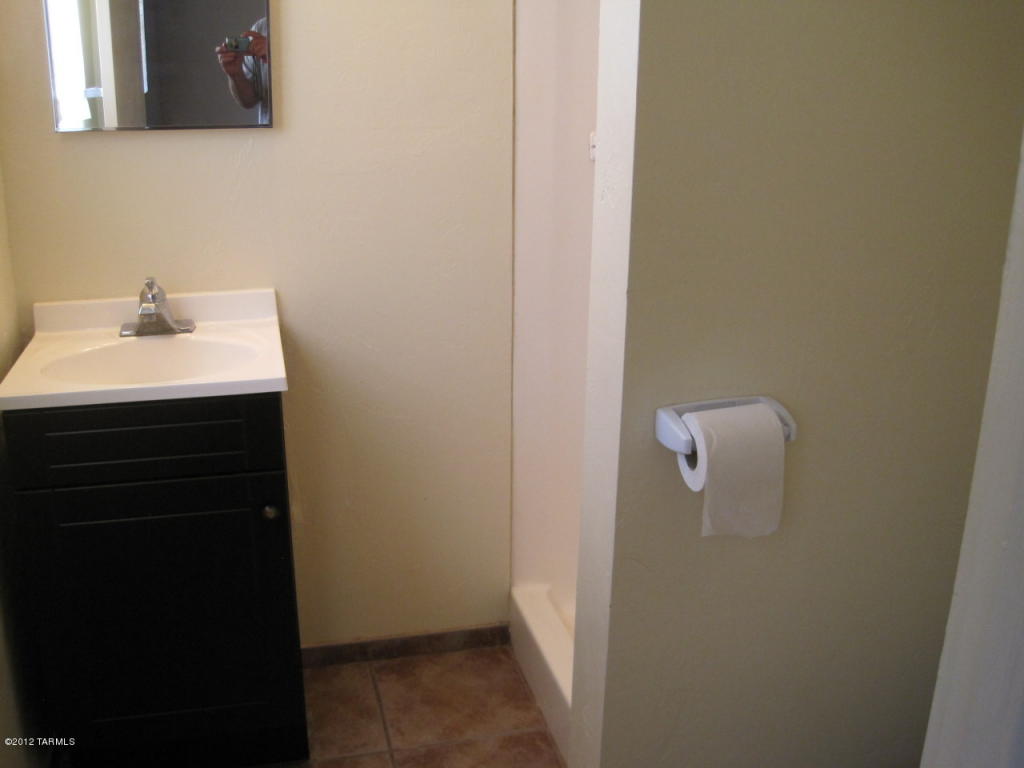 5259 E 18th St, Tucson, AZ 85711 photo 14