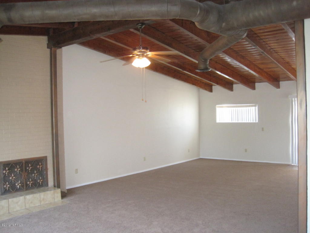 5259 E 18th St, Tucson, AZ 85711 photo 8