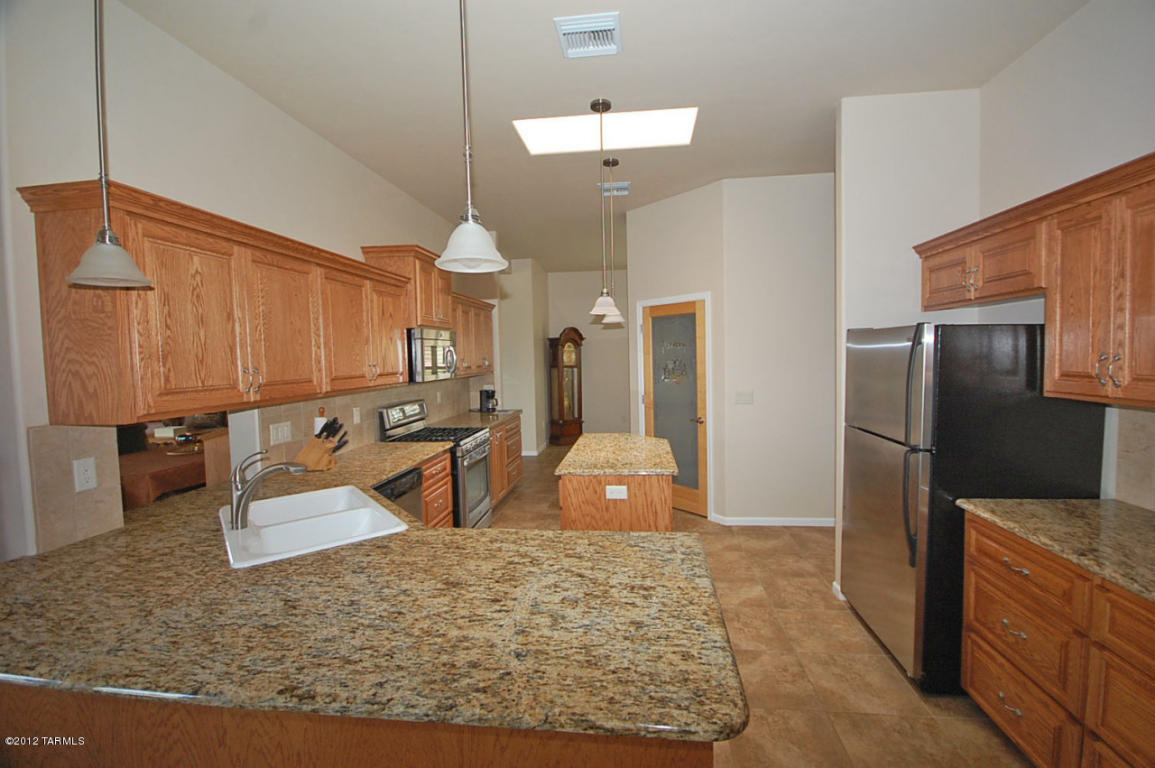 13595 S Sundown Ranch Rd, Vail, AZ 85641 photo 3