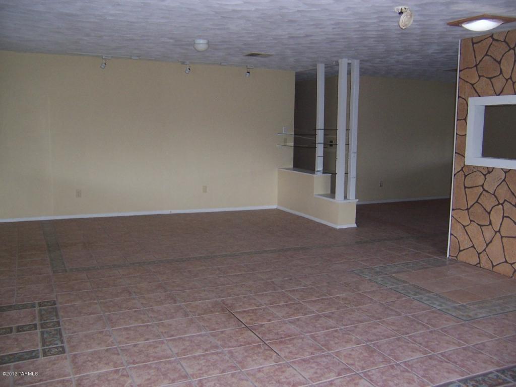 319 E Barlow Ln, Saint David, AZ 85630 photo 4