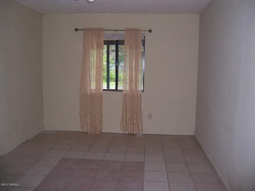 319 E Barlow Ln, Saint David, AZ 85630 photo 8