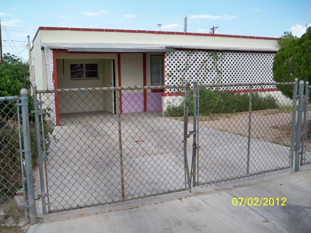 331 E Rodeo Dr, Tucson, AZ 85714 photo 1