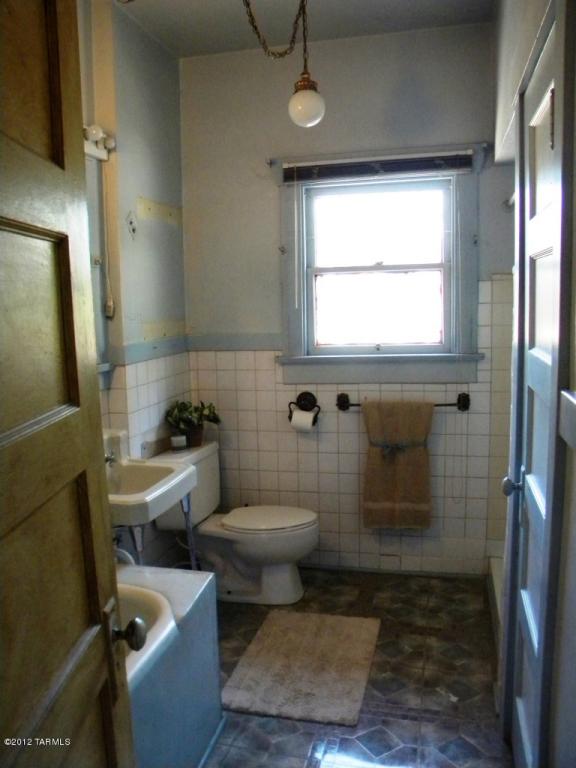 445 E Mabel St, Tucson, AZ 85705 photo 6
