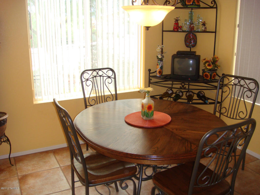 9893 E Wind Dancer Dr, Tucson, AZ 85748 photo 13