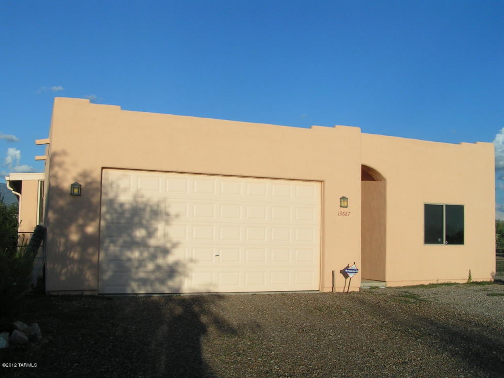 13687 E Garigans Gulch, Vail, AZ 85641 photo 1