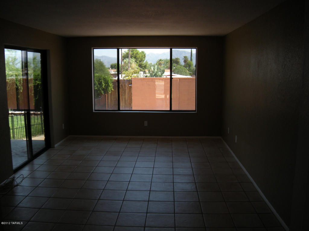 9521 E Baker St, Tucson, AZ 85748 photo 10
