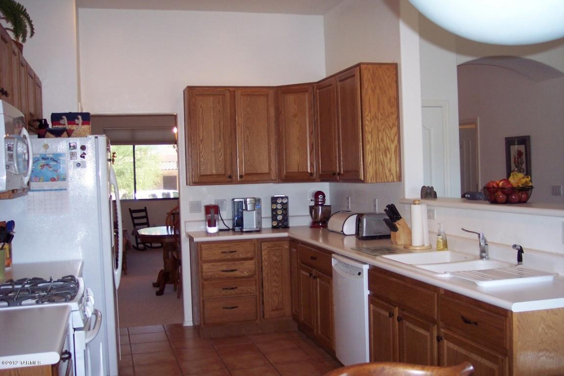 532 E Drawdown Trl, Vail, AZ 85641 photo 3