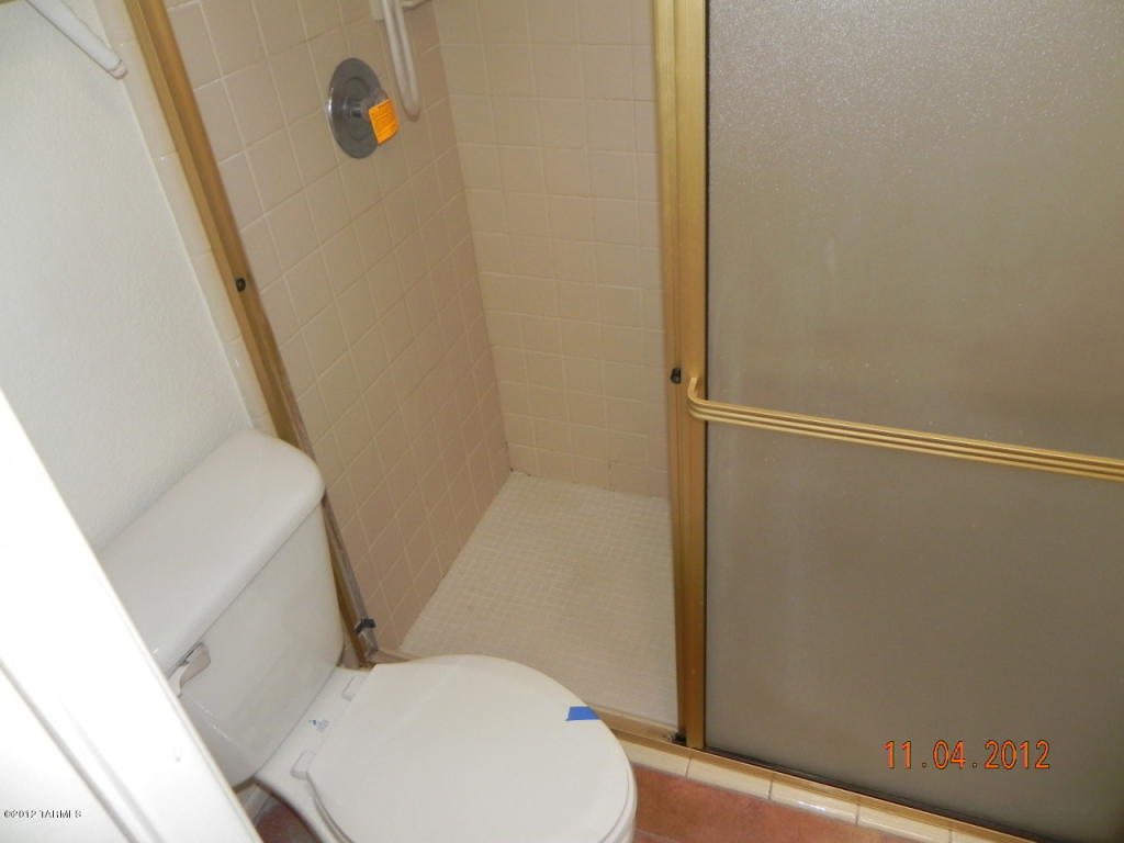 8593 E Pembrook Dr, Tucson, AZ 85715 photo 9