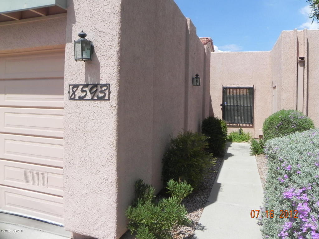 8593 E Pembrook Dr, Tucson, AZ 85715 photo 14