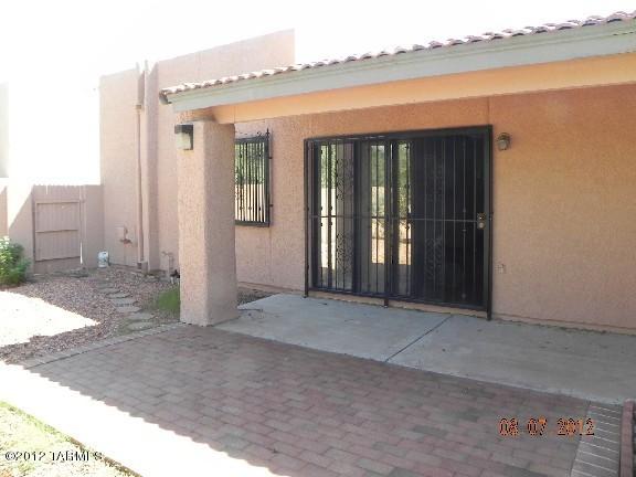 8593 E Pembrook Dr, Tucson, AZ 85715 photo 12