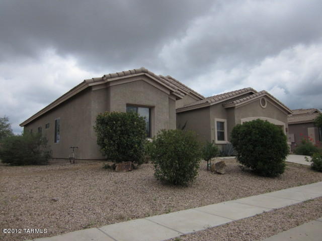 443 Blue River Loop, Vail, AZ 85641 photo 4