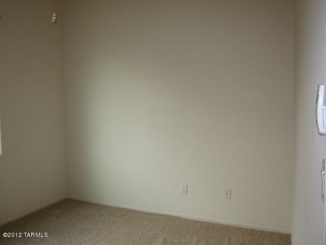 443 Blue River Loop, Vail, AZ 85641 photo 29