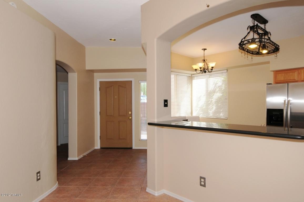 7866 E Pristine Pl, Tucson, AZ 85750 photo 4
