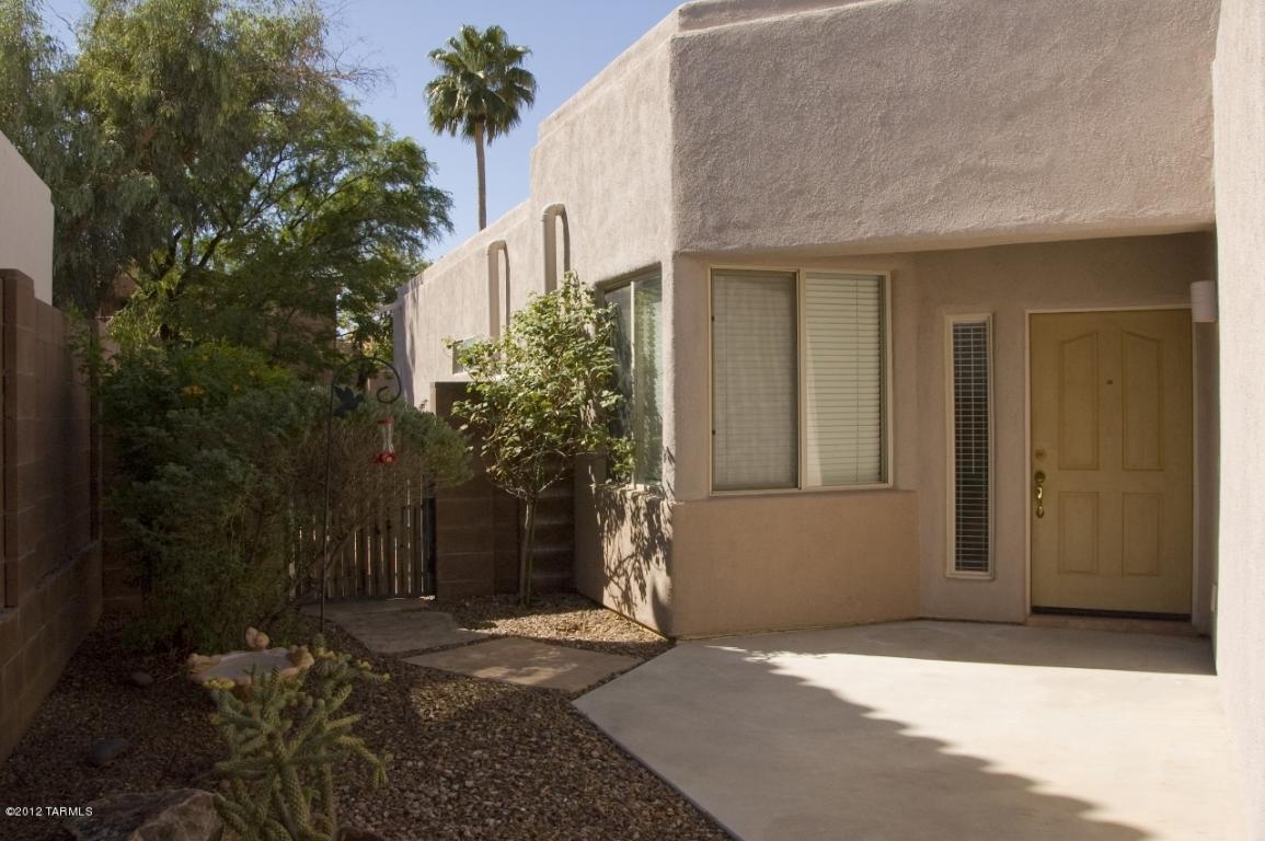 7866 E Pristine Pl, Tucson, AZ 85750 photo 6