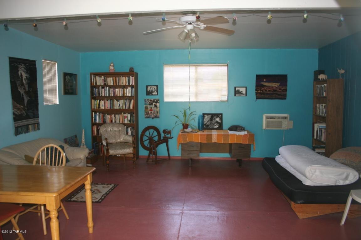 2172 E Holladay St, Tucson, AZ 85706 photo 9