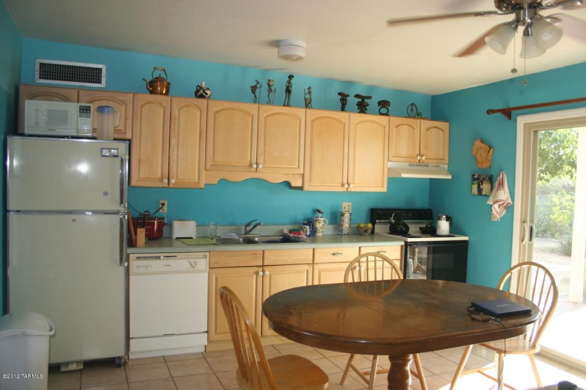 2172 E Holladay St, Tucson, AZ 85706 photo 6
