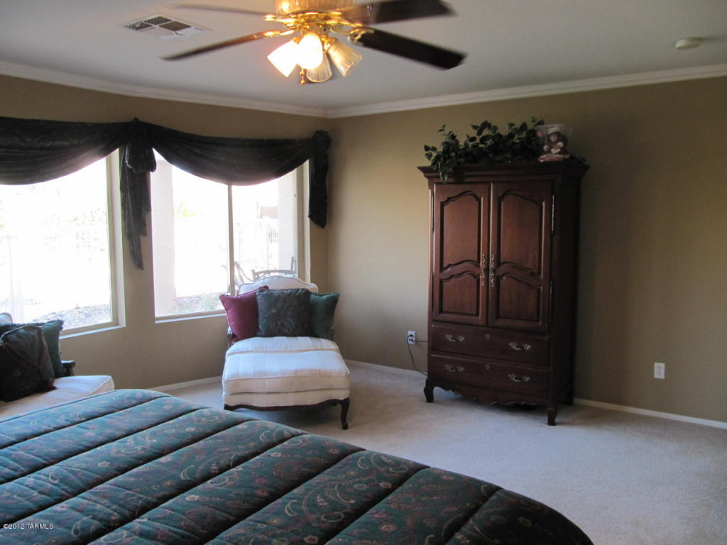 9781 E Pointe Pass Ct, Tucson, AZ 85748 photo 22