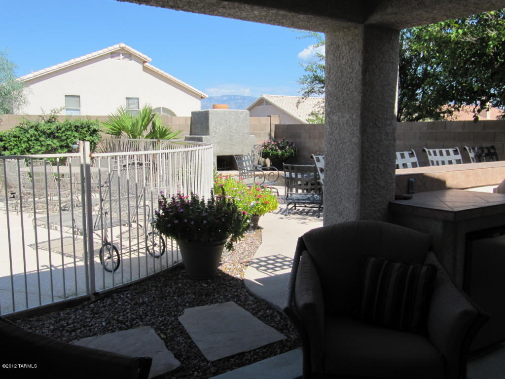 9781 E Pointe Pass Ct, Tucson, AZ 85748 photo 33