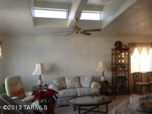 3561 S Goldleaf Loop, Tucson, AZ 85735 photo 4