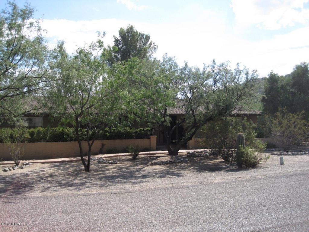 8330 E Rawhide Trl, Tucson, AZ 85750 photo 3