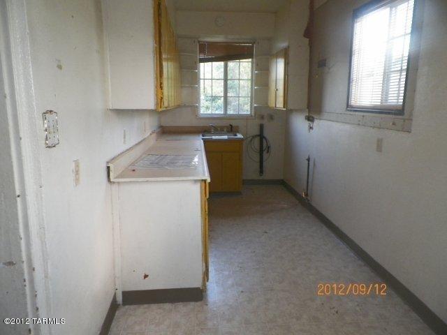 1107 E 5th St, Douglas, AZ 85607 photo 4
