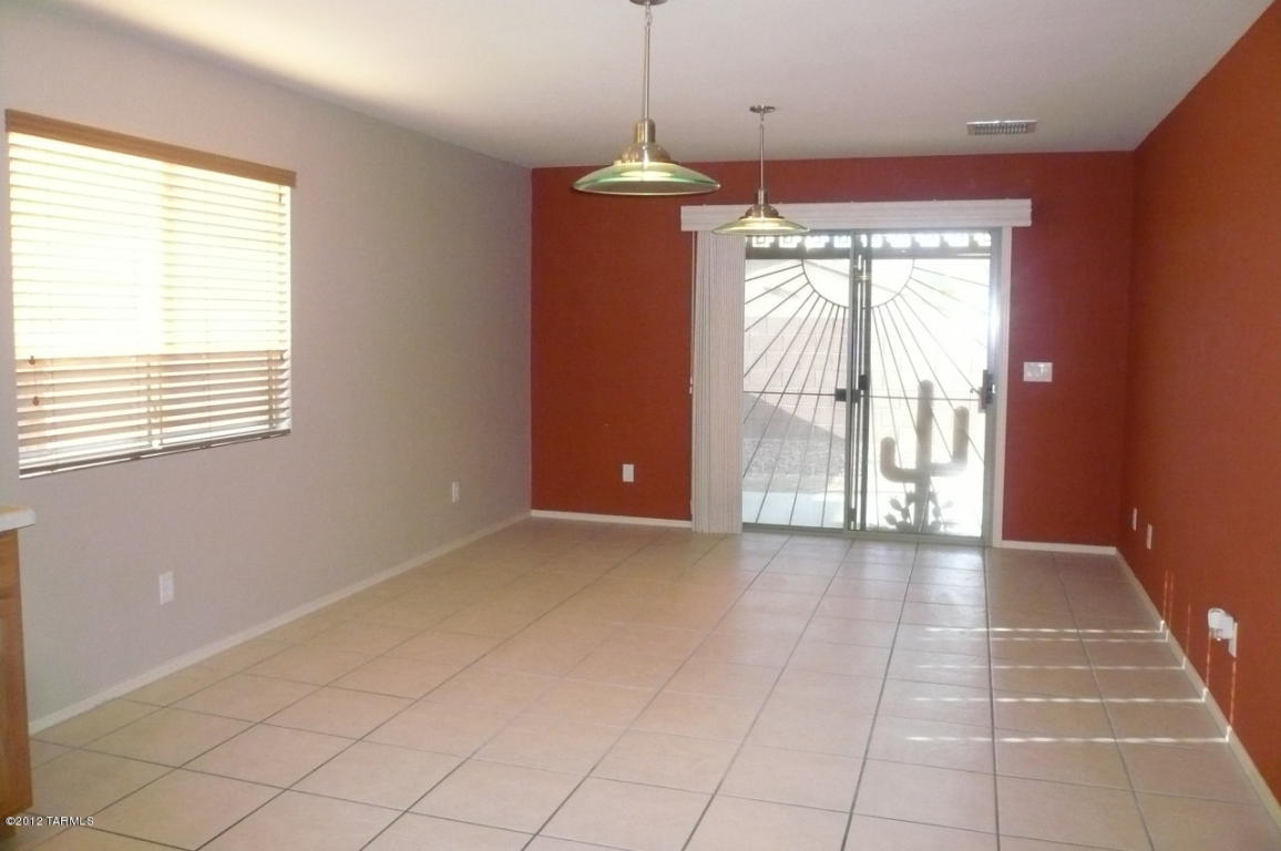 9993 E Apache Rain Dr, Tucson, AZ 85748 photo 6