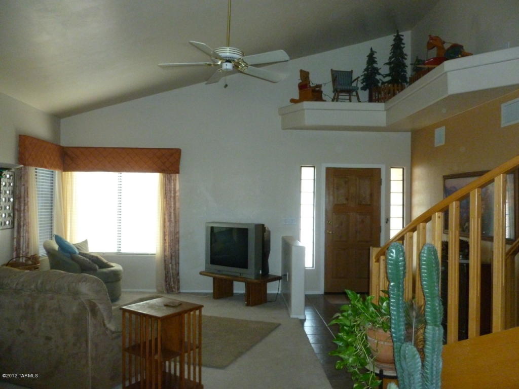 130 N Eastern Slope Loop, Tucson, AZ 85748 photo 3