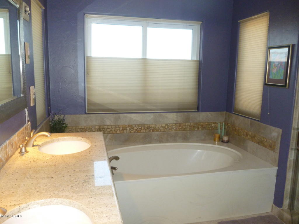 130 N Eastern Slope Loop, Tucson, AZ 85748 photo 28