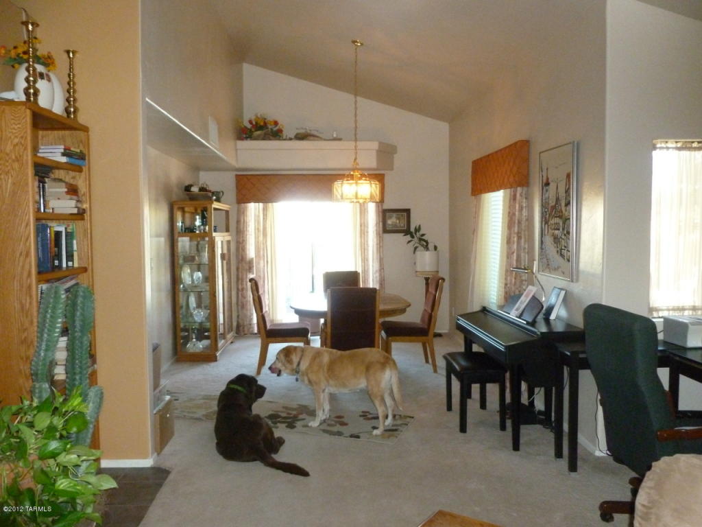 130 N Eastern Slope Loop, Tucson, AZ 85748 photo 6