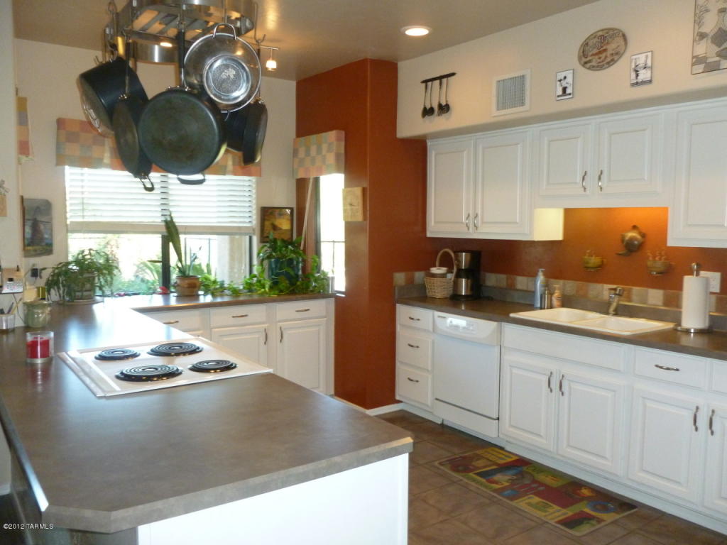 130 N Eastern Slope Loop, Tucson, AZ 85748 photo 8