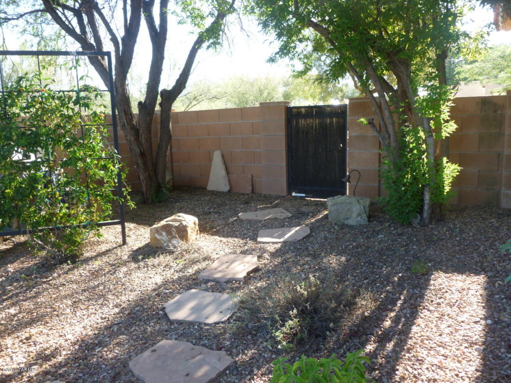 130 N Eastern Slope Loop, Tucson, AZ 85748 photo 15