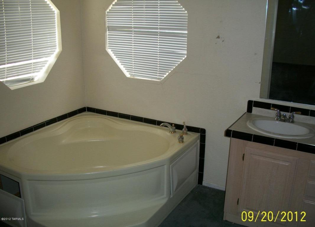 19710 E Marsh Station Rd, Vail, AZ 85641 photo 8
