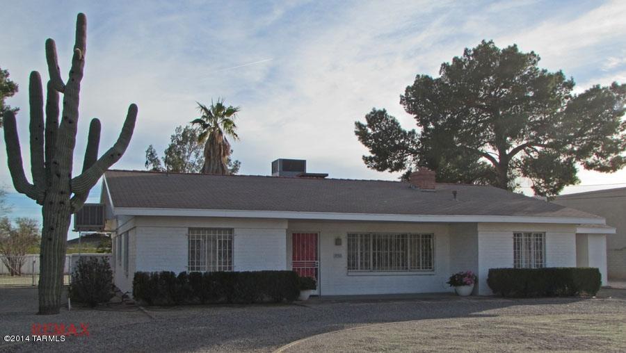 1930 E Lind Rd, Tucson, AZ 85719 photo 2